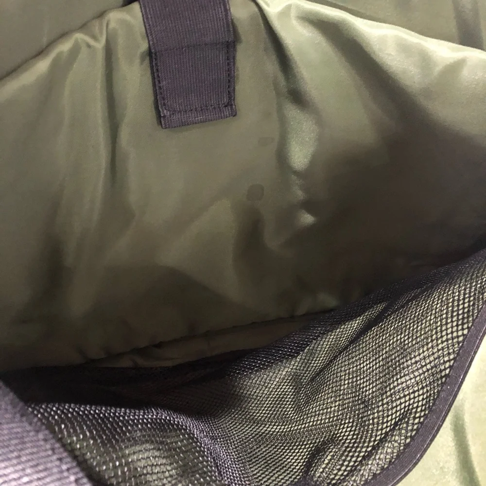 Targus Ecosmart Messenger Bag Black